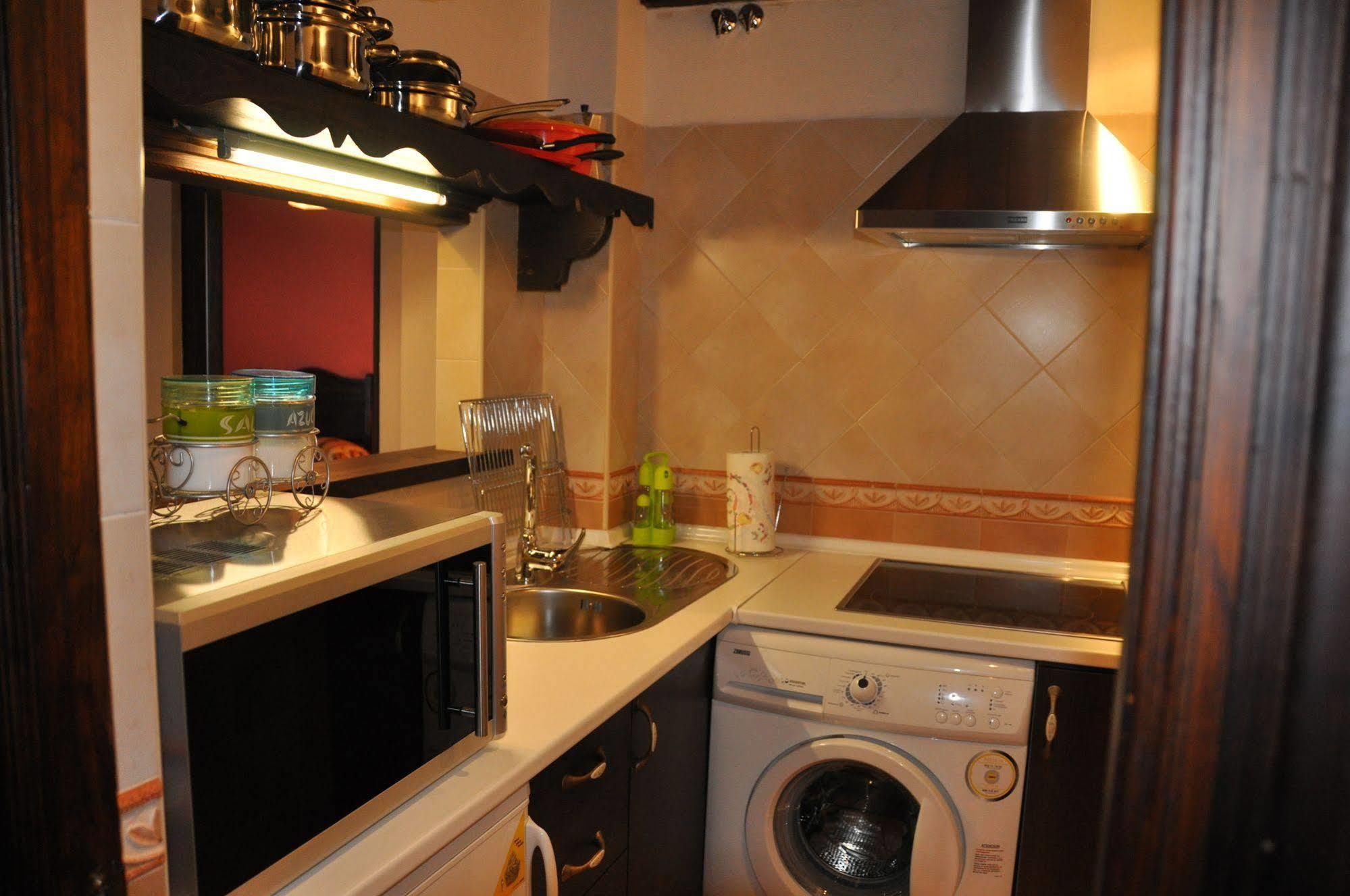 Apartamentos El Mirador Del Soto Sotoserrano Ngoại thất bức ảnh